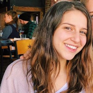 Meet your Posher, Dana